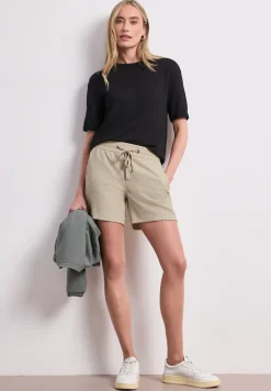 Korte broek met structuur in Loose Fit