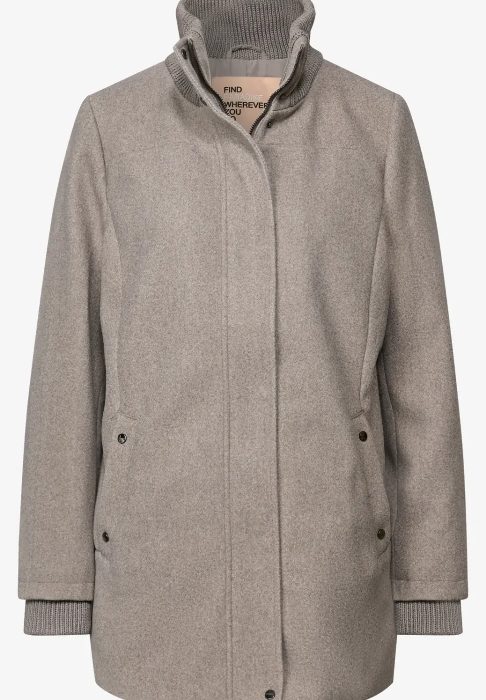 Korte jas met gebreide details