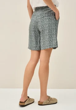 Korte broek met patroon