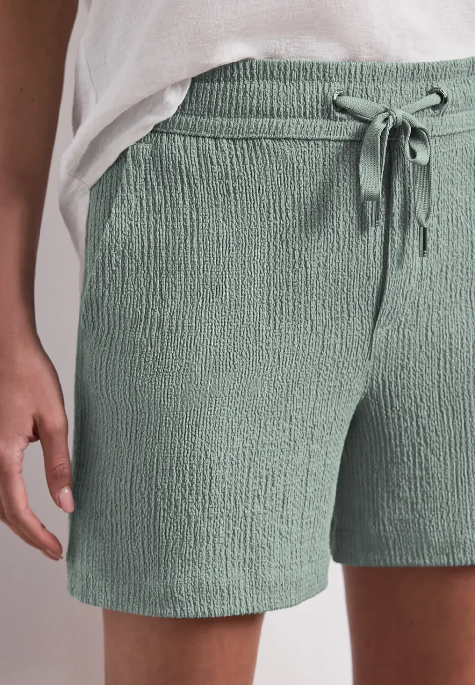 Korte broek met structuur in Loose Fit