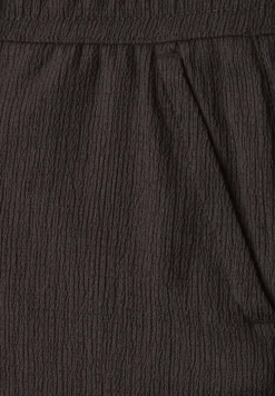 Korte broek met structuur in Loose Fit