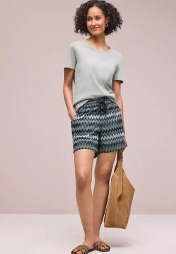 Korte broek met zigzagpatroon