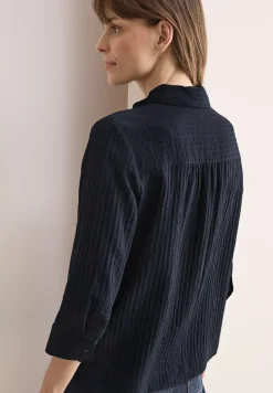 Korte gestructureerde blouse