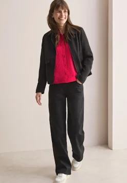 Korte gestructureerde blouse