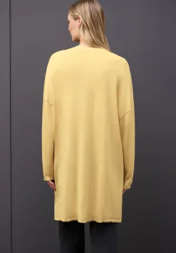 Lang fijn gebreid vest