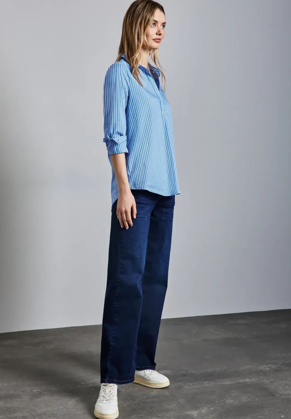 Lange zakelijke blouse
