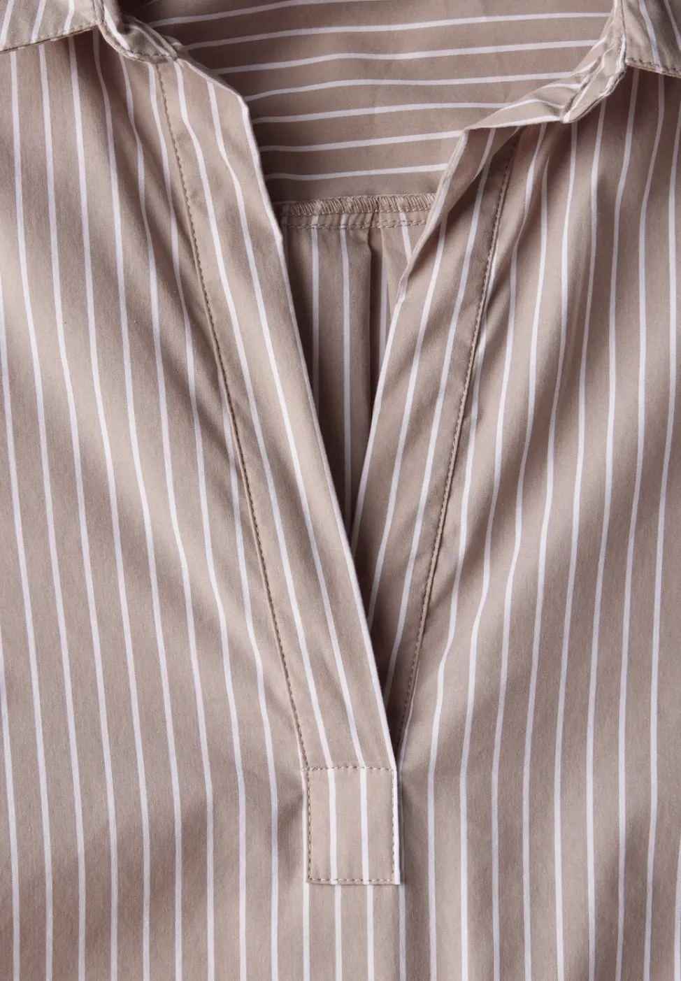 Lange zakelijke blouse