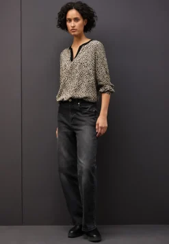 Leo blouse met gespleten hals