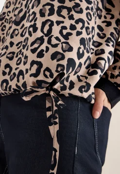 Leo blouse met gespleten hals