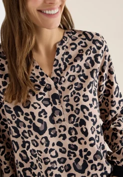 Leo blouse met gespleten hals