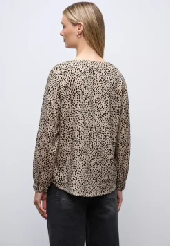 Leo blouse met gespleten hals