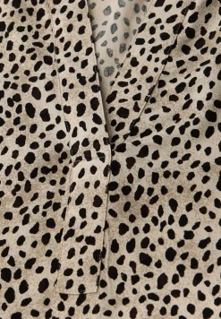 Leo blouse met gespleten hals