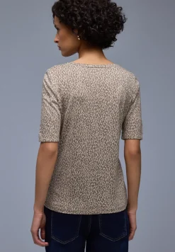 Leo Shirt