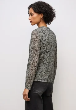 Leo Shirt