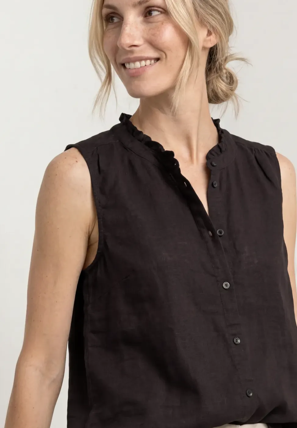 Linnen blouse met ruches