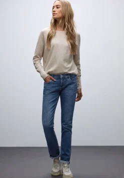 Low Waist Jeans