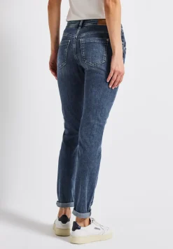 Low Waist Jeans
