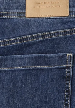Low Waist Slim Legs jeans in casual fit