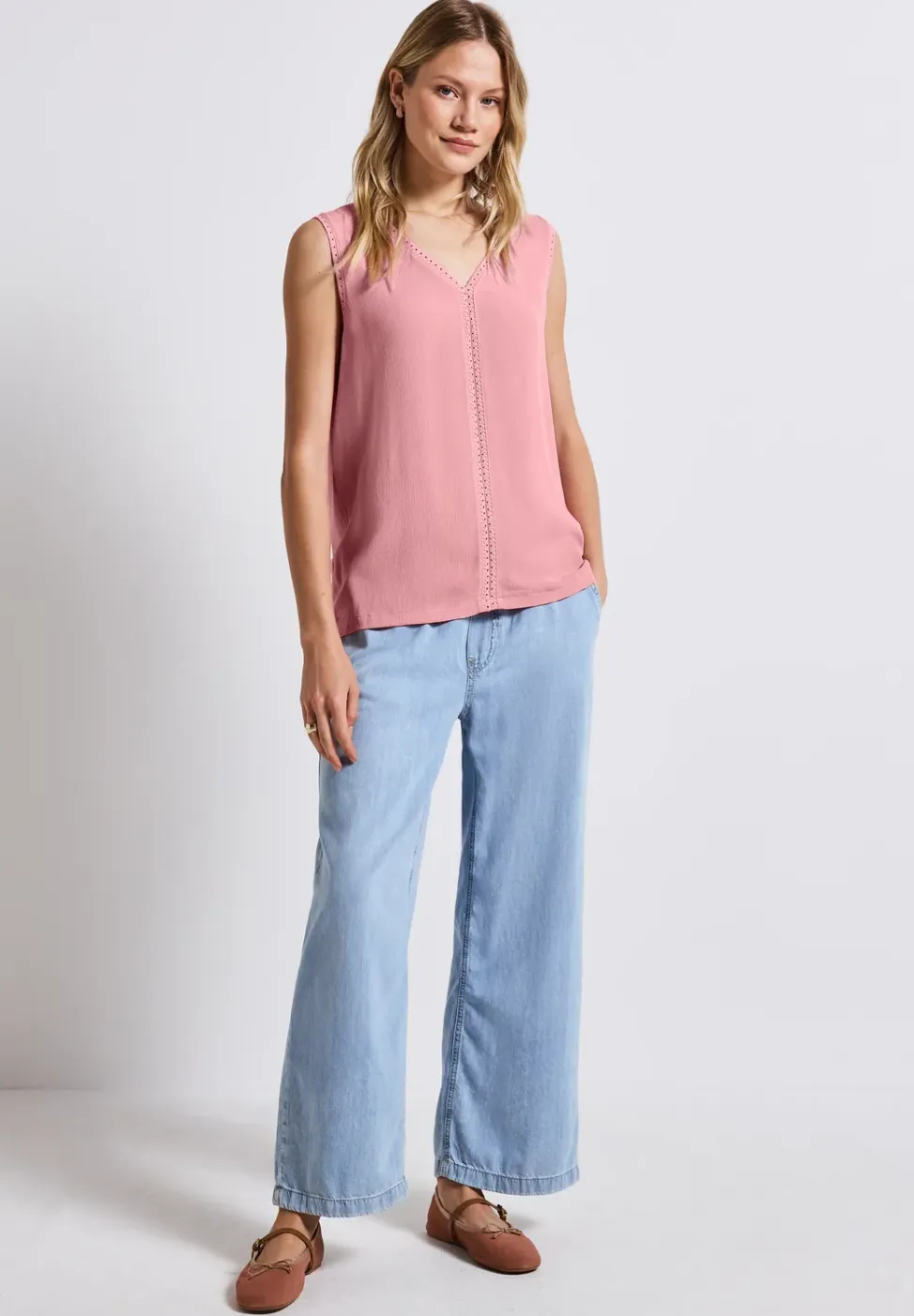 Materiaalmix top met tape