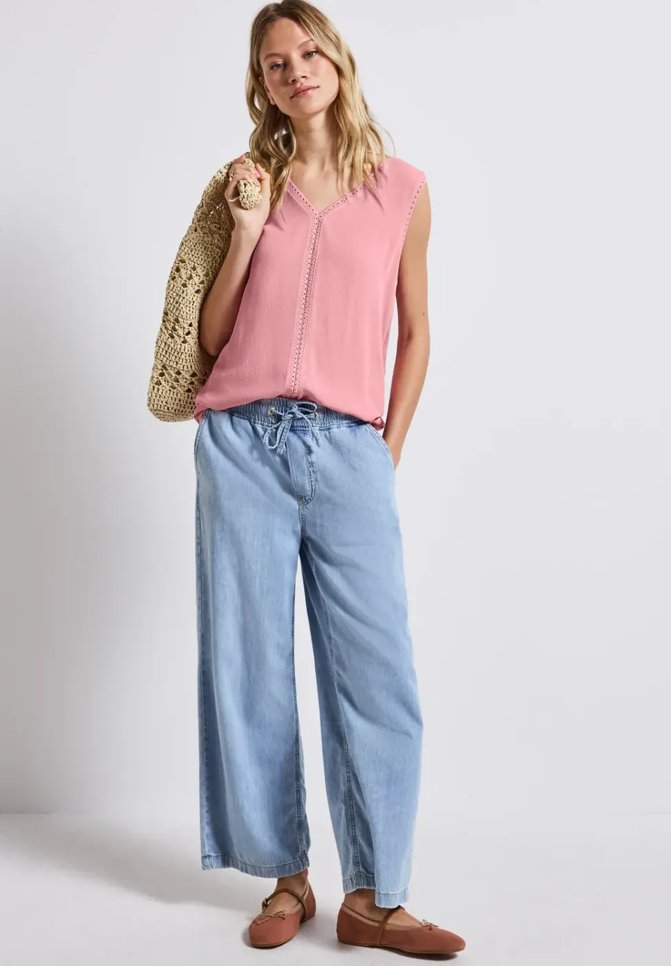 Materiaalmix top met tape