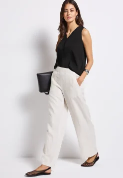 Materiaalmix top met tape