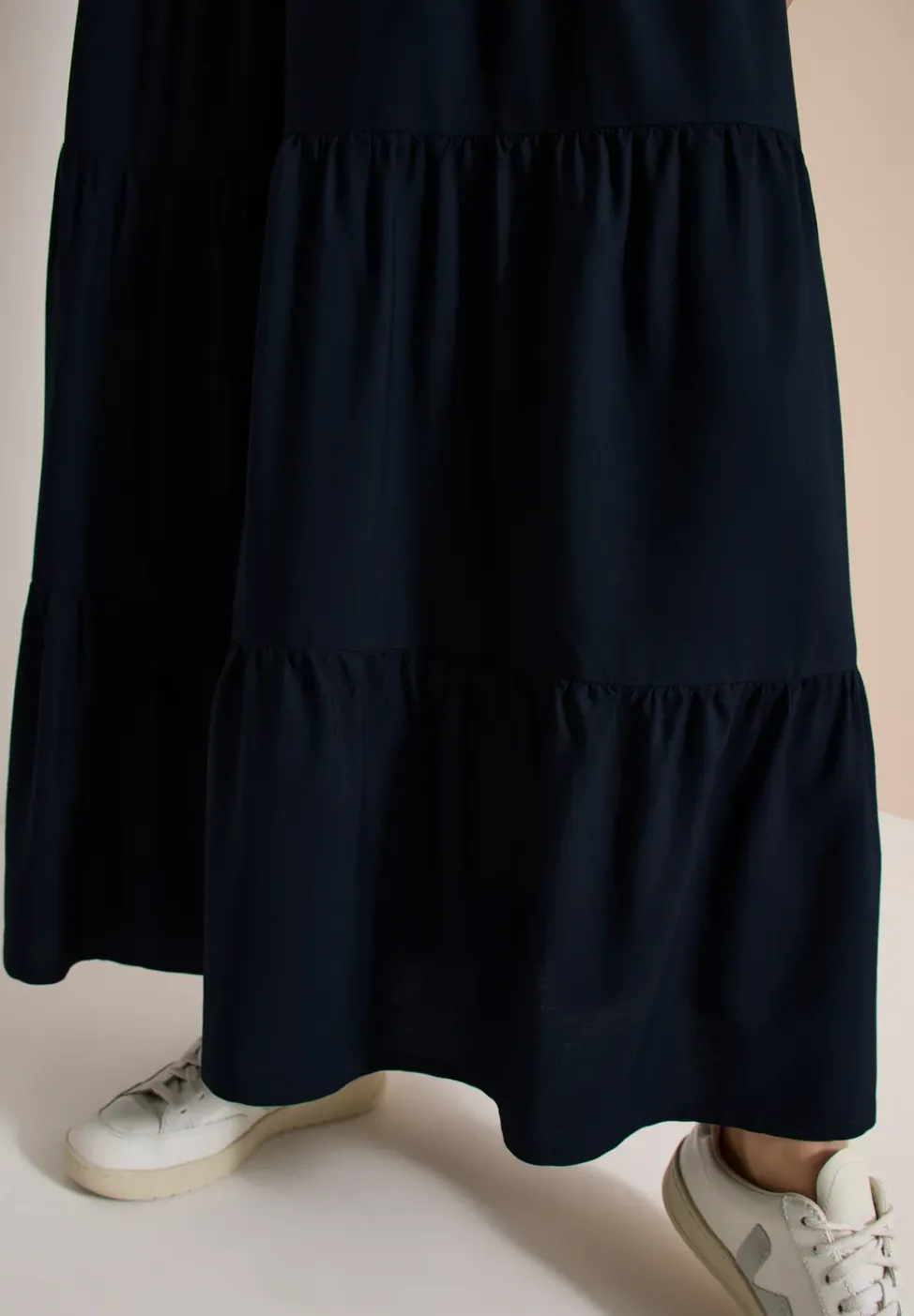 Maxirok met volants en elastische tailleband