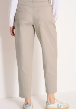 Mid Waist broek met wijde pijpen in casual pasvorm