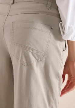 Mid Waist broek met wijde pijpen in casual pasvorm