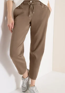 Mid Waist Slim Legs broek in Loose Fit