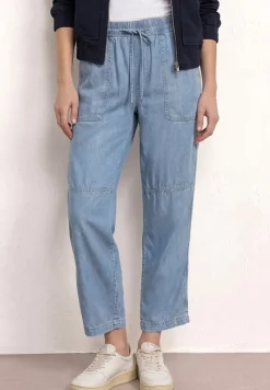 Mid Waist Slim Legs broek in een gewassen look