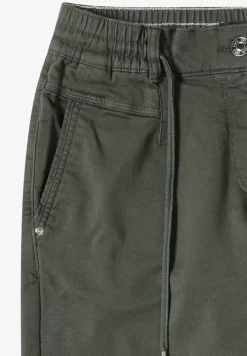 Mid Waist Slim Legs broek in Loose Fit