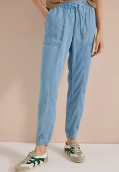 Mid Waist Slim Legs broek in een gewassen look