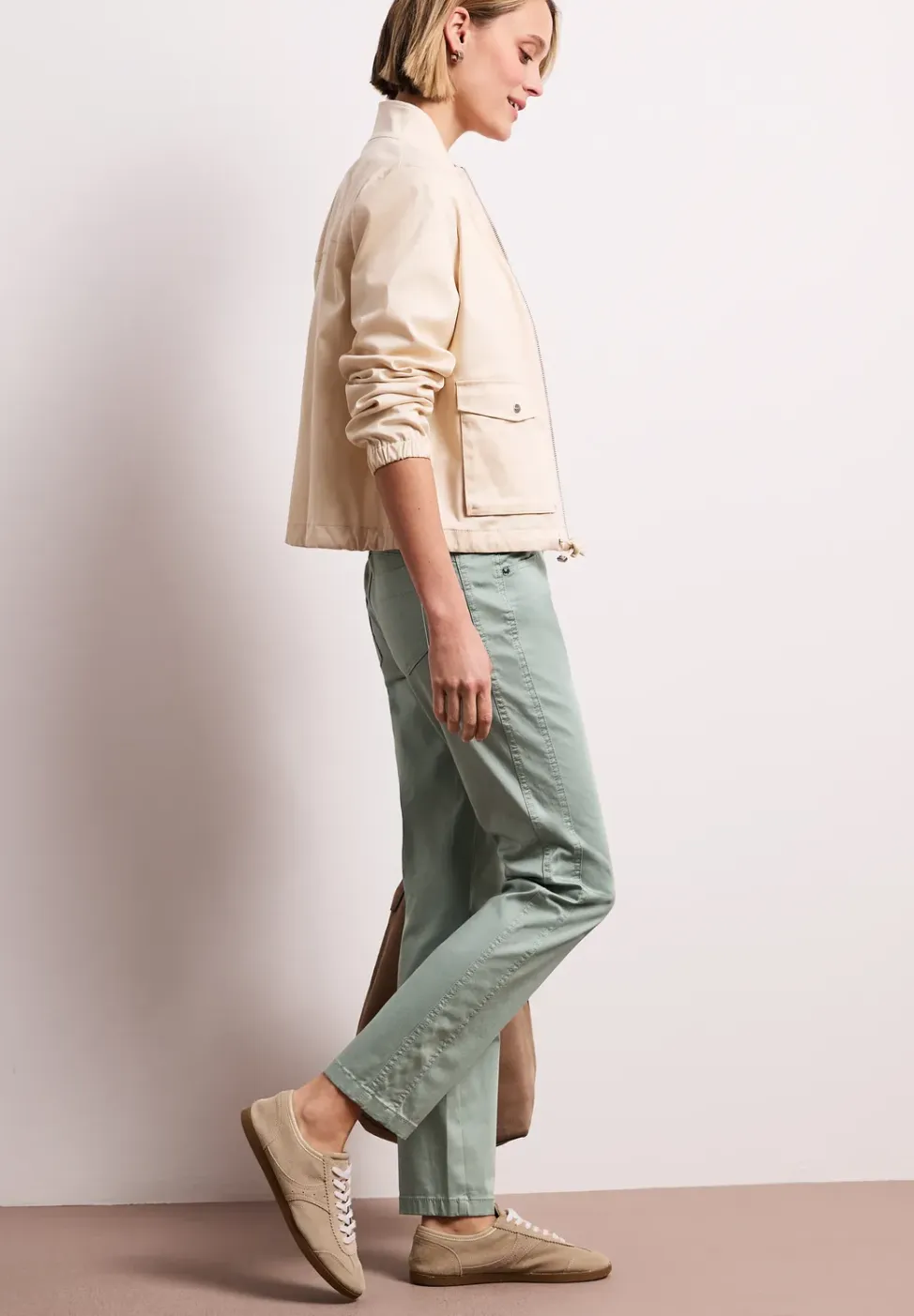 Mid Waist Slim Legs broek in satijnlook