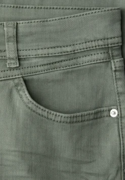 Mid Waist Slim Legs jeans in casual fit