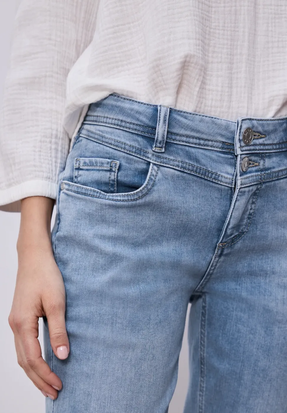 Mid Waist Slim Legs jeans met turn-up
