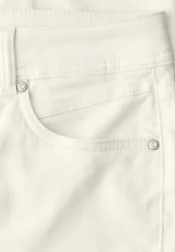 Mid Waist Slim Legs jeans in casual fit