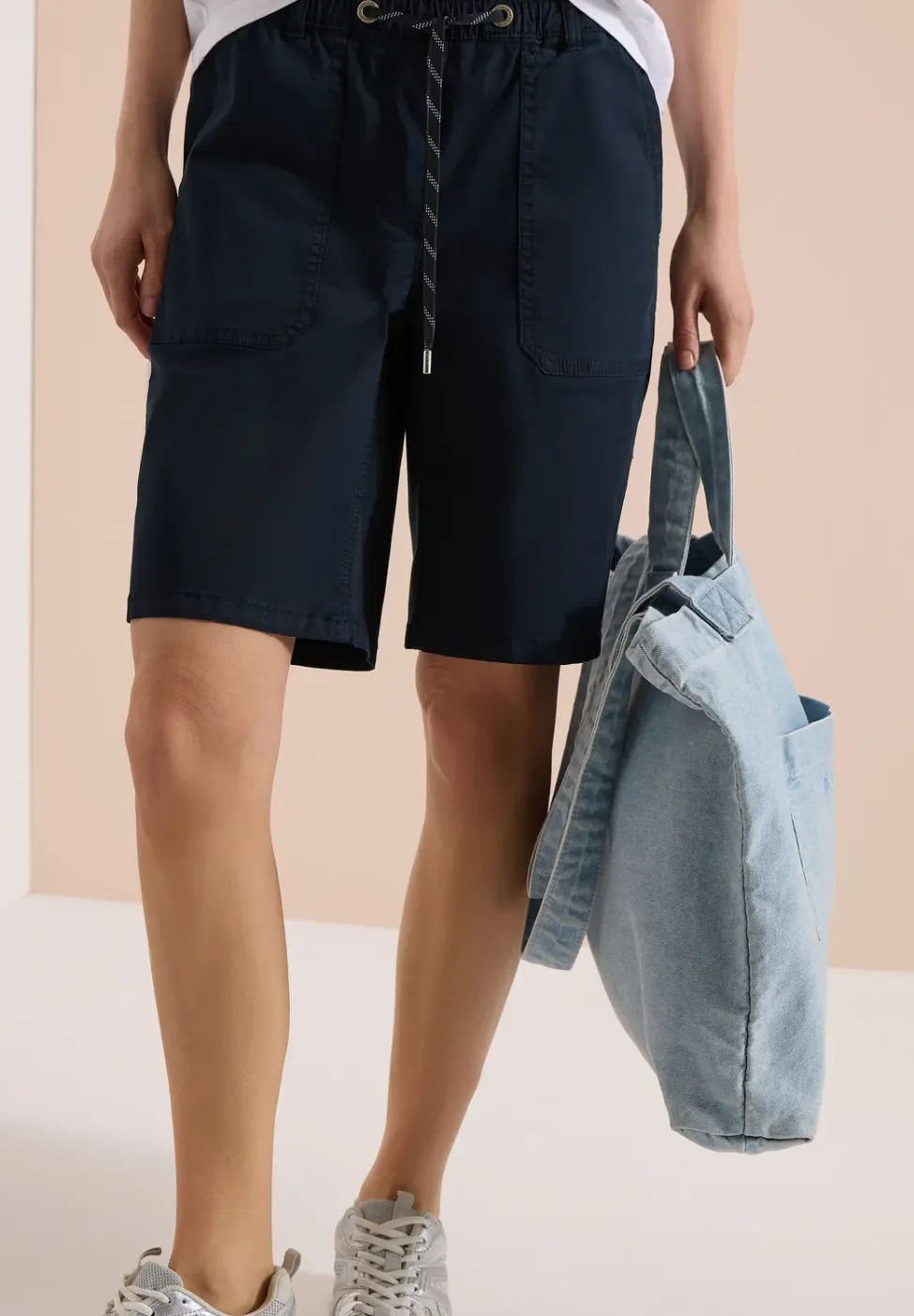 Mid Waist straight legs short in casual pasvorm