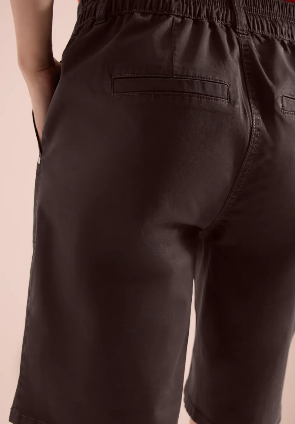 Mid Waist straight legs short in casual pasvorm
