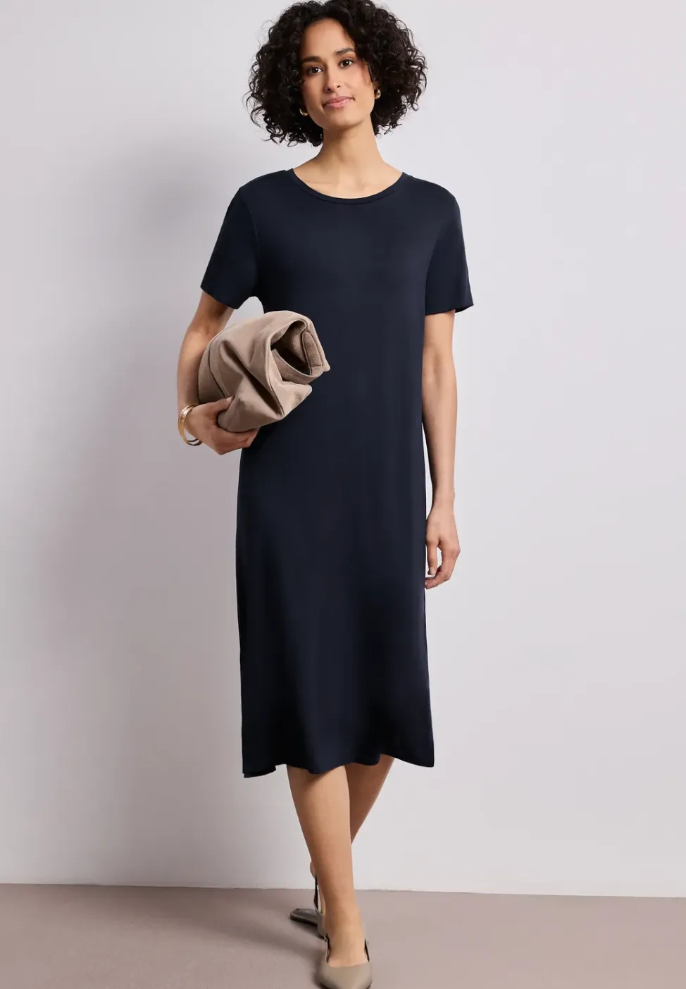 Midi-jurk met korte mouwen en splitdetail