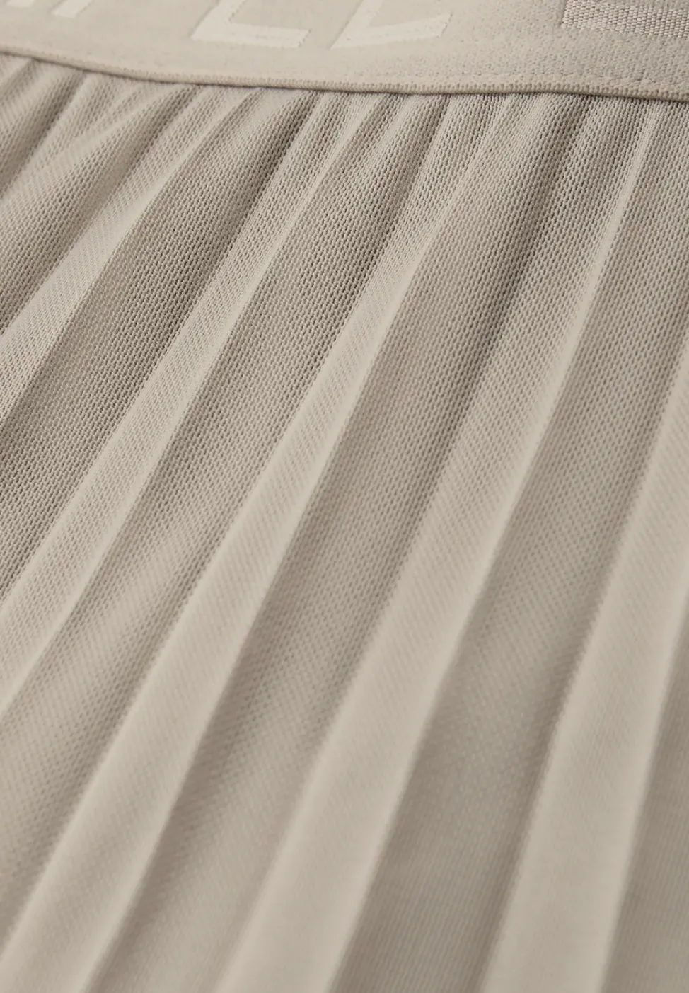 Midi-rok van mesh met een geplooide textuur