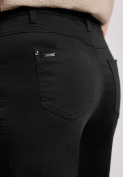 Mid Waist bermuda in satijnen look