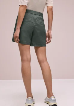 Mid Waist chino shorts in een casual pasvorm