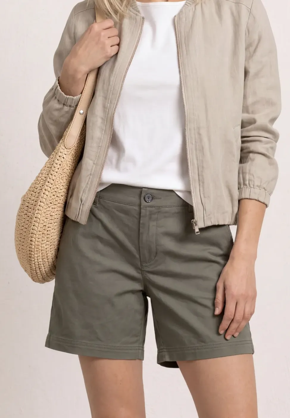Mid Waist chino shorts in een casual pasvorm