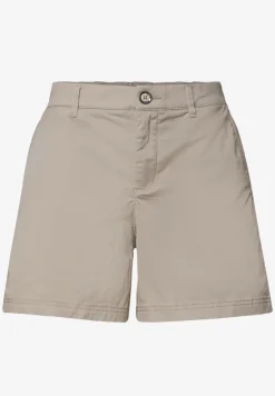 Mid Waist chino shorts in een casual pasvorm