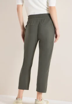 Mid Waist Slim Legs broek in casual fit
