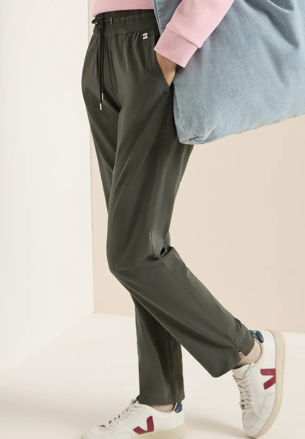 Mid Waist Slim Legs broek in casual fit