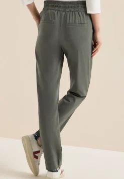 Mid Waist Slim Legs broek in casual fit