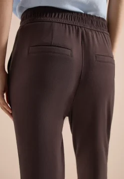 Mid Waist Slim Legs broek in casual fit