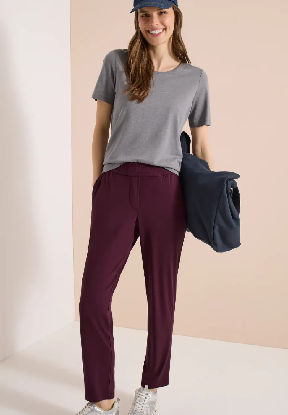 Mid Waist Slim Legs broek in casual fit