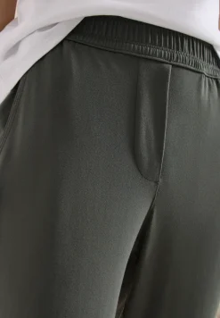 Mid Waist Slim Legs broek in casual fit